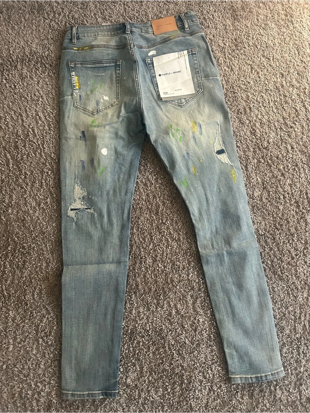 Skinny Distressed Men’s Jeans with Paint-Splatter - Light Blue